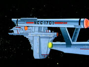 Frachtdrohne dockt an Enterprise (NCC-1701).jpg