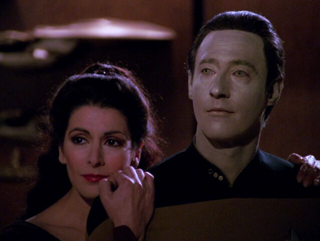 File:Deanna and Data.jpg