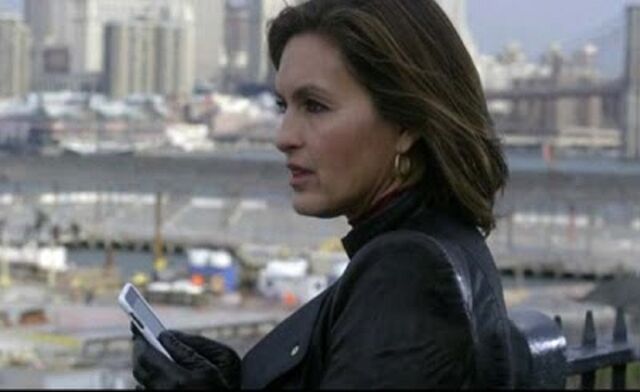 File:Olivia Benson TMACO.jpg