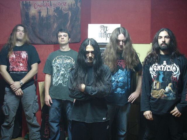 Archivo:Line up 2005 011.jpg