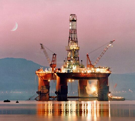 File:£911Michael donalds OIL RIGS (1).jpg