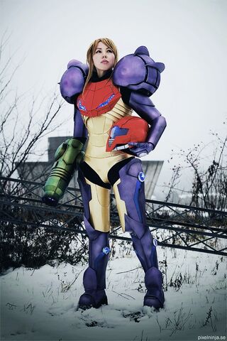 File:Jenni Källberg Gravity Suit.jpg