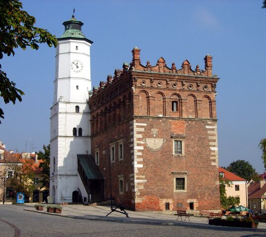 Plik:Ratusz Sandomierz.jpg