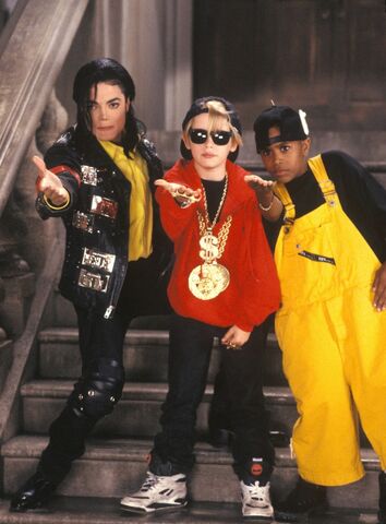 File:MichaelJackson Videoshoots-Black-or-White Vettri.Net-04.jpg