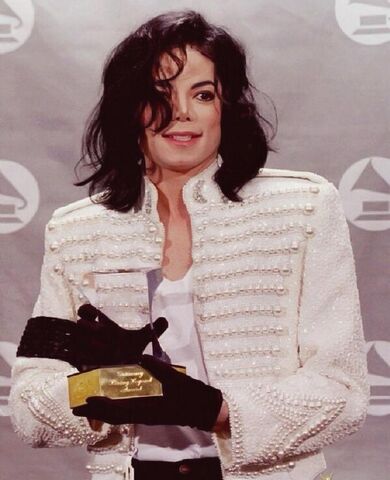 File:MJ-Grammy-Legend-1.jpg