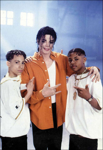 File:Michael-jam-michael-jackson-10222746-900-1315.jpg