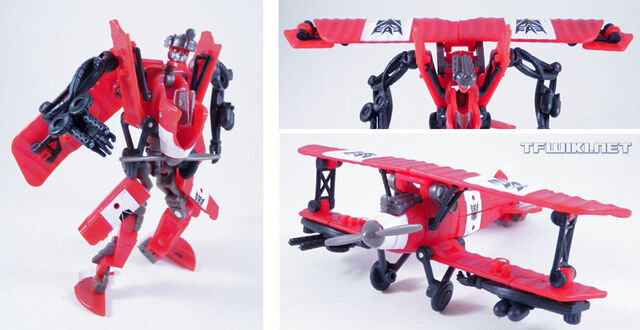 File:ROTFtoy-Divebomb.jpg