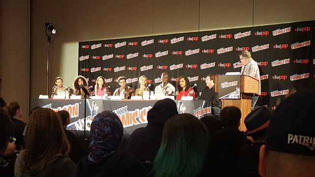 File:The cast of @NBCMidnightTX is ridiculously attractive. Also, the pilot was full of wicked fun. Thanks for the screening panel, -NYCC.png