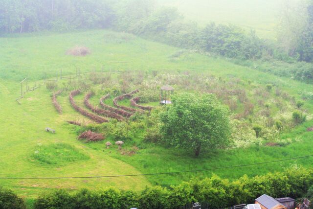 File:Maze-Carbrooke.jpeg