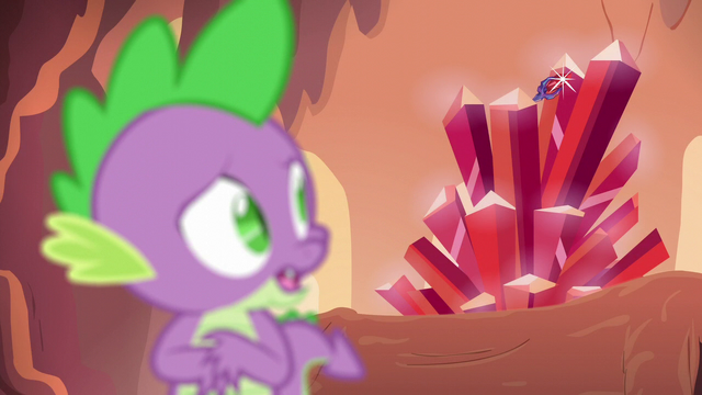 File:Spike looks back at the scepter S6E5.png