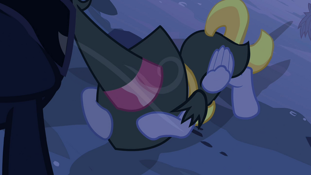 File:Cloud Kicker scared S2E04.png