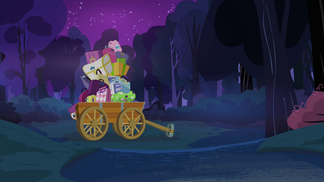 File:Scootaloo peeking S3E06.png