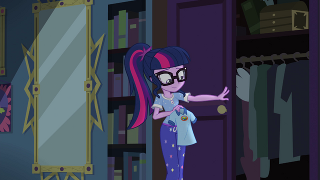 File:Twilight Sparkle takes out her summer shirt EG4.png