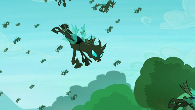 File:The changelings flying S5E26.png