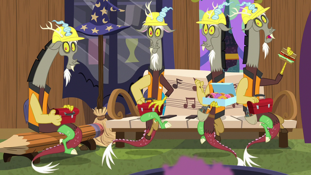 File:Discord duplicates about to have lunch break S7E12.png