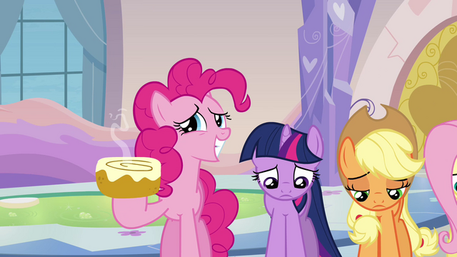 File:Pinkie Pie offers cinnamon bun S03E12.png