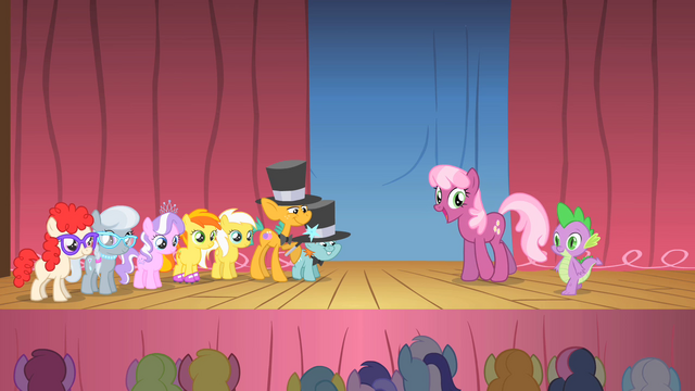 File:Twist Talent Show S1E18.png