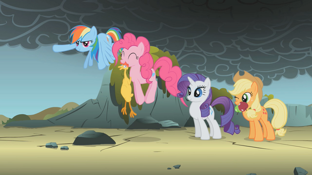 File:Everypony is ready S01E07.png