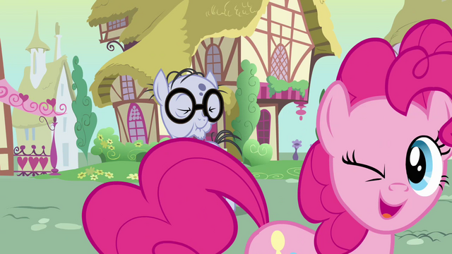 File:Pinkie winks at Mr Waddle S02E18.png