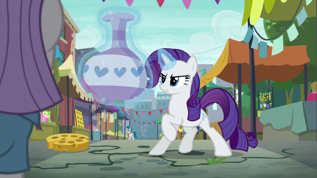 File:Rarity levitating large vase S6E3.png