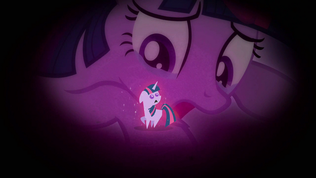 File:Twilight is all alone S02E25.png