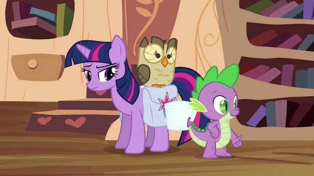 File:Twilight is doubtful about Spike S03E11.png