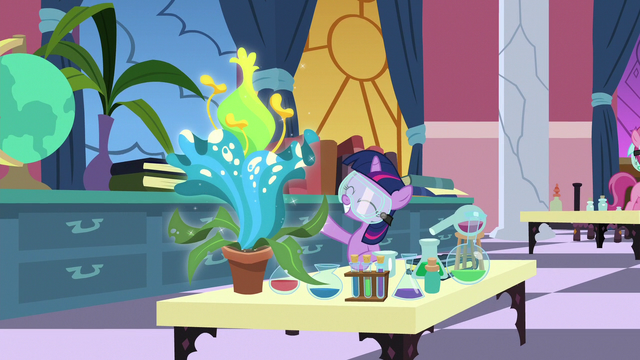 File:Filly Twilight doing chemistry by herself S7E1.png