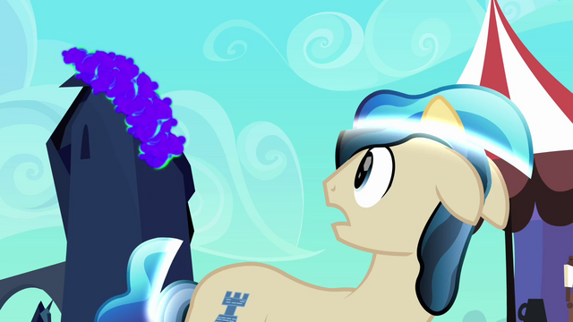 File:Ivory fears King Sombra's return S3E02.png