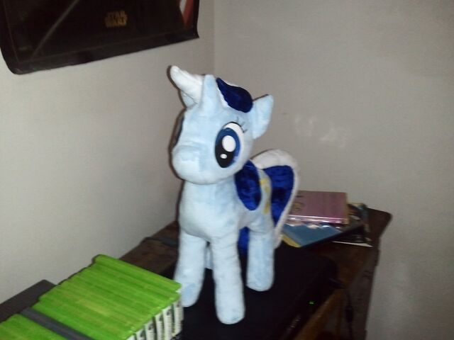 File:FANMADE Minuette plush toy.jpg