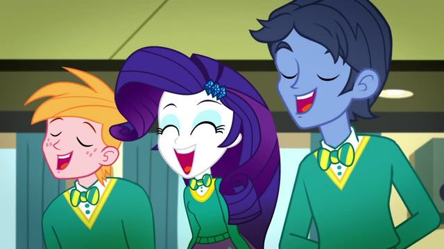 File:Mac, Rarity, and Toe-Tapper sing in harmony SS4.png