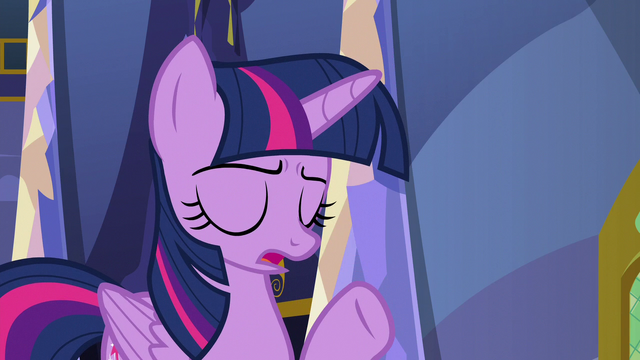 File:Twilight Changeling "I didn't want to bring it up" S6E25.png