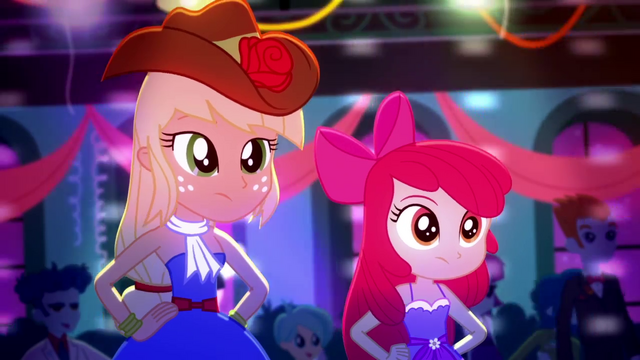 File:Applejack and Apple Bloom watching the competition SS3.png