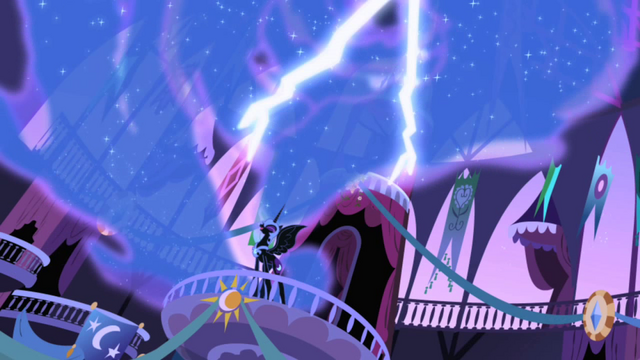 ไฟล์:1000px-Nightmare Moon cackles as lightning flashes S1E01.png