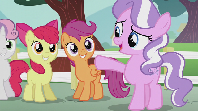 File:Diamond complimenting the Crusaders S5E18.png