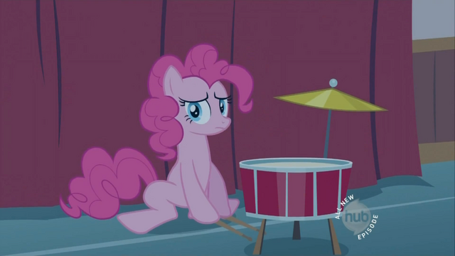File:Pinkie Pie "tough crowd" S2E13.png