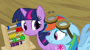 S02E22 Twilight i RD liczą pegazy.png