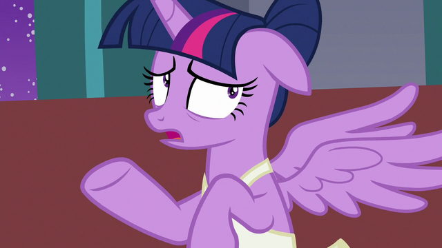 File:Twilight Sparkle "in the same sentence" S7E10.png