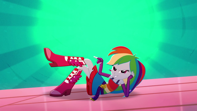 File:Rainbow Dash finishes her second routine SS3.png