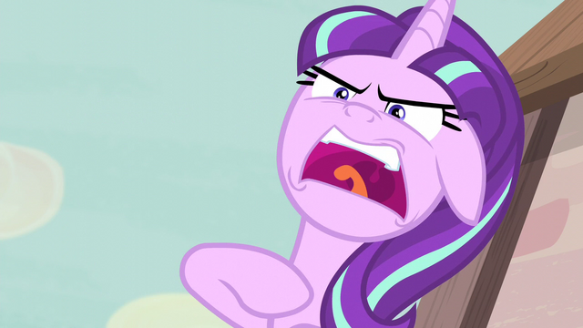 File:Starlight Glimmer snaps S5E2.png