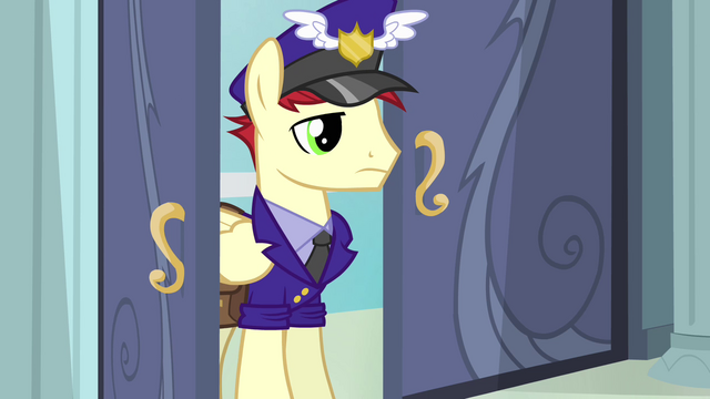 File:Mailpony arrives S4E04.png