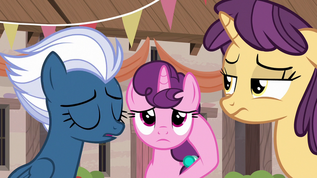 File:Night Glider and Sugar Belle looking disoriented S6E25.png