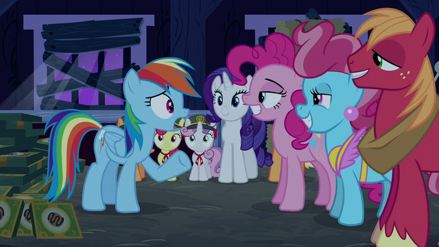 File:Rainbow Dash "what's happening?" S6E15.png