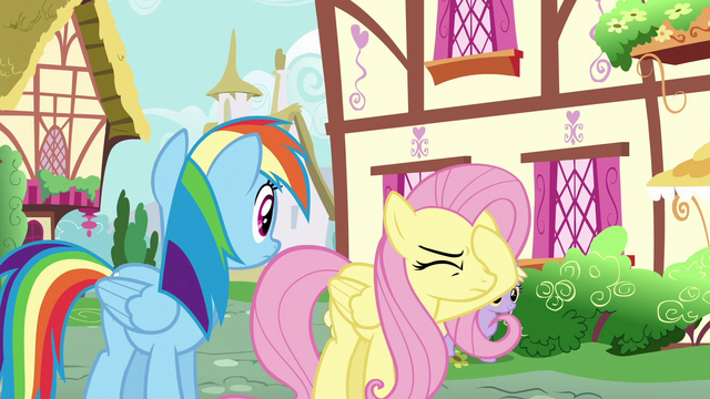 File:Fluttershy face-hoofs again S6E11.png