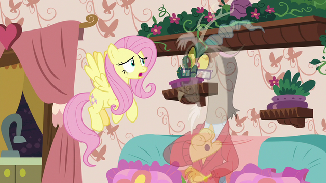 File:Fluttershy tells Discord to stop being normal S7E12.png