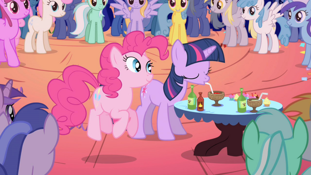 File:Pinkie Pie excited S01E01.png
