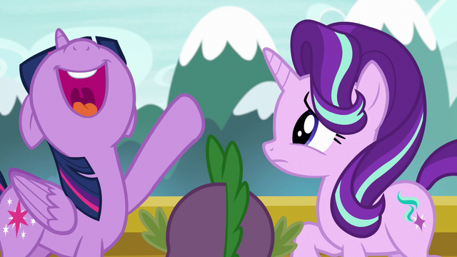 File:Twilight "reuniting with Sunburst!" S6E1.png