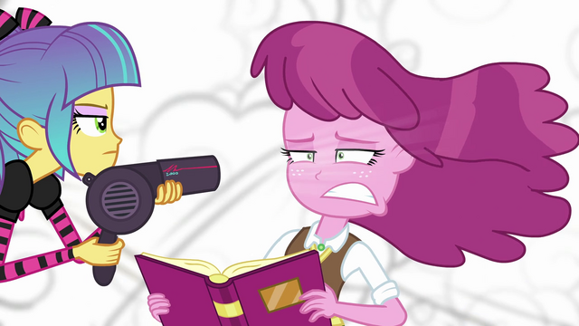File:Pixel Pizzaz blow-drying Cheerilee EG3.png