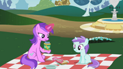 300px-Amethyst Star & her daughter S2E8