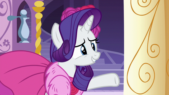 File:Rarity "...clearance bin?" S6E6.png