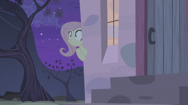 File:Fluttershy scrunchy face S5E02.png